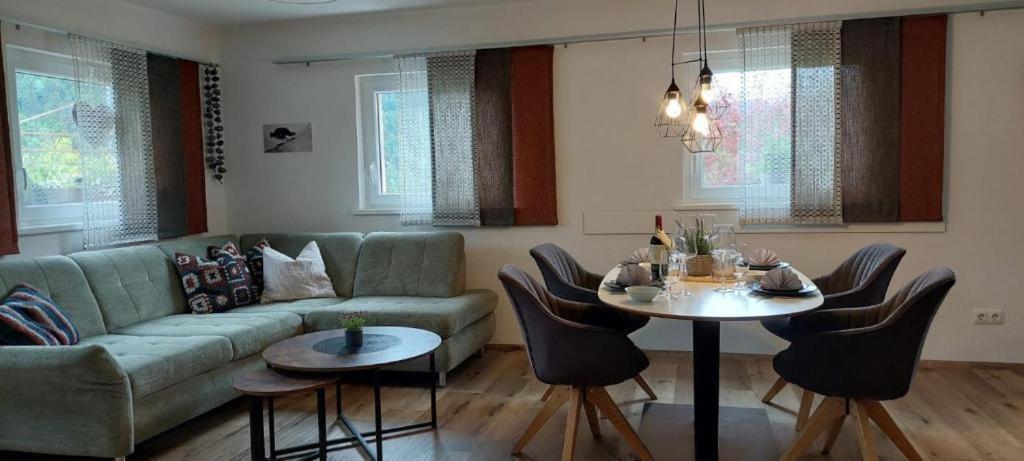 Haus Adrian Apartment Wald am Arlberg Ngoại thất bức ảnh